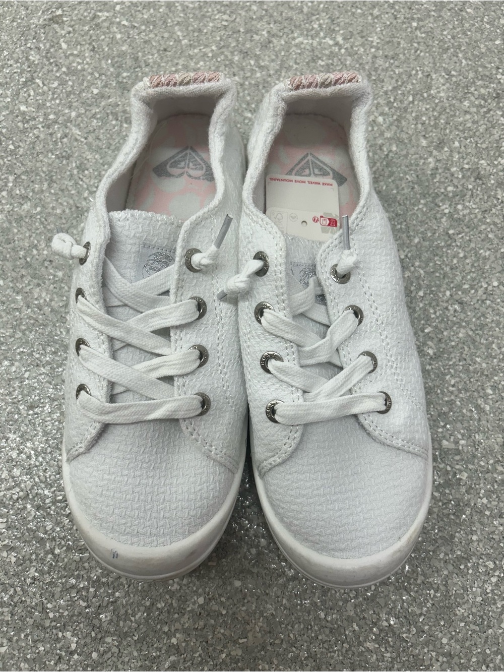 Roxy Women’s Bayshore Plus White Canvas Casual Sneakers Size 7.5